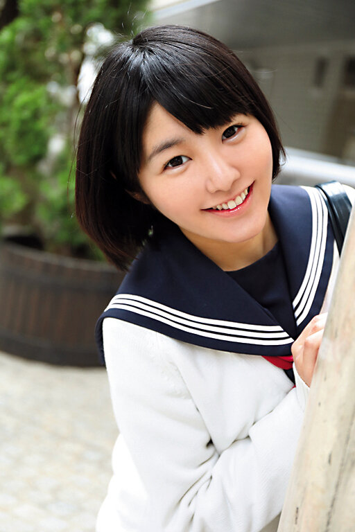 性支配を受け入れる無抵抗な美少女たち File.15