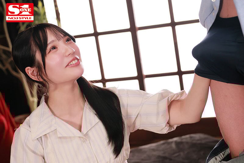 元タレントが芸能界では教わらなかった4つのアブノーマルプレイに挑戦 快感！初・体・験めちゃイキ3本番 中森心々奈