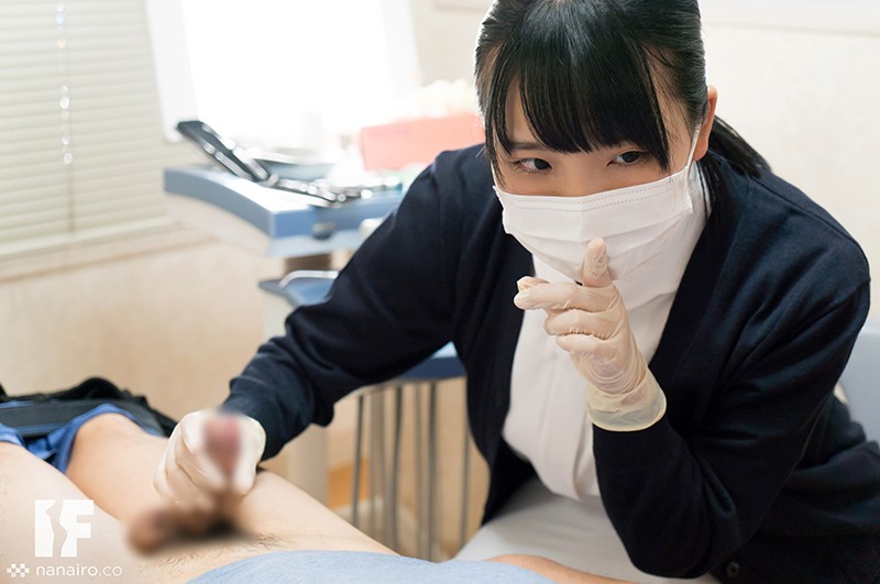 誰かに言いたい秘密のエッチ ももか（メンズエステ嬢）・るか（歯科衛生士）・つばさ（家事手伝い）