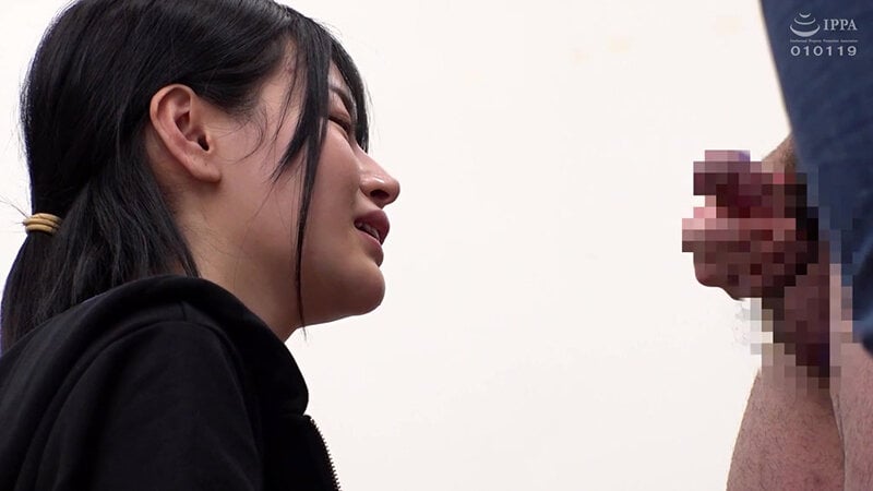 無茶振り！イタズラ！初々しい新人女ADに撮影現場の洗礼！ 監督の立場を利用して激ピスSEXに持ち込んだら自ら腰をクネクネ振ってイキまくっちゃう！～うた編～