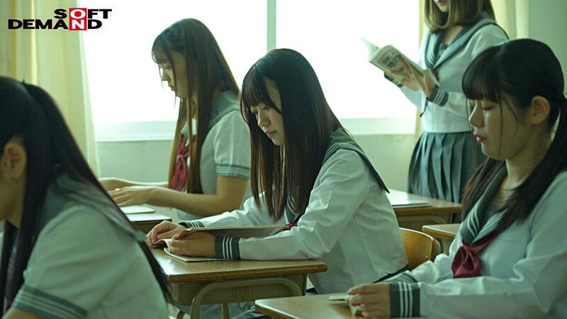 部屋結界～この中だったら僕の思い通りイヒ！～ムカつく父親の目の前で罪なき娘と強●近親相姦