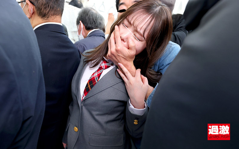 ミニスカJ○痴●3 短いスカートをめくってバックから犯りまくれ!