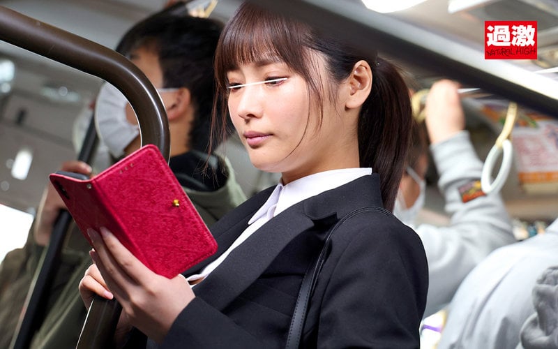 痴●師にパンストの中で手マンされ濡れシミができるほどイキ潮を吹きまくる美脚女5