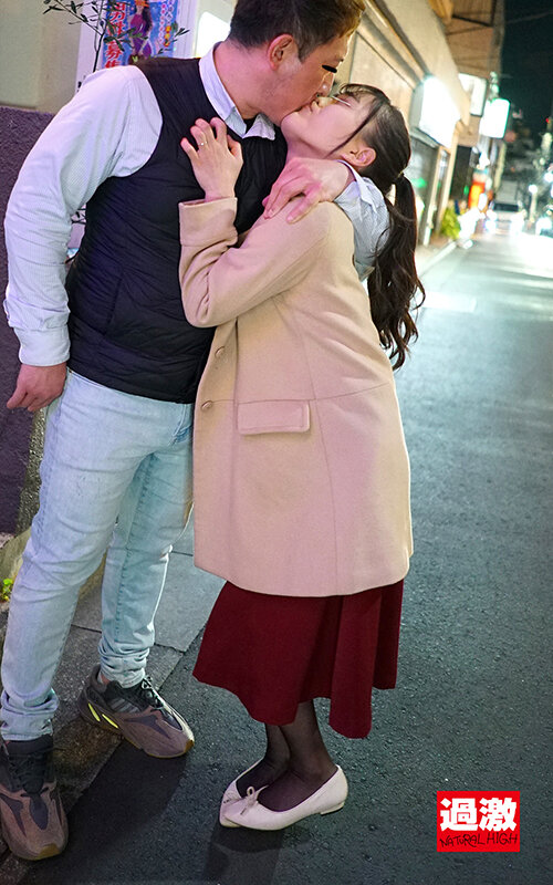 産後処女を奪われ一度イッたら長時間アクメで痙攣が止まらないイキッぱなしベビーカー妻12 他人棒に火がつきイキ乱れる童顔妻