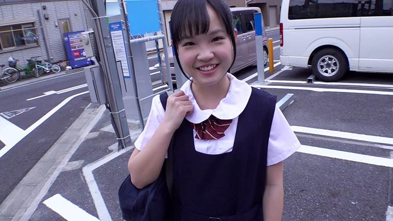 ひよこ女子がお宅訪問!甘えんぼWパイパンビッチーズ。