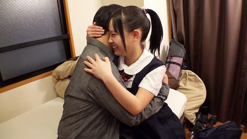 ひよこ女子がお宅訪問!甘えんぼWパイパンビッチーズ。