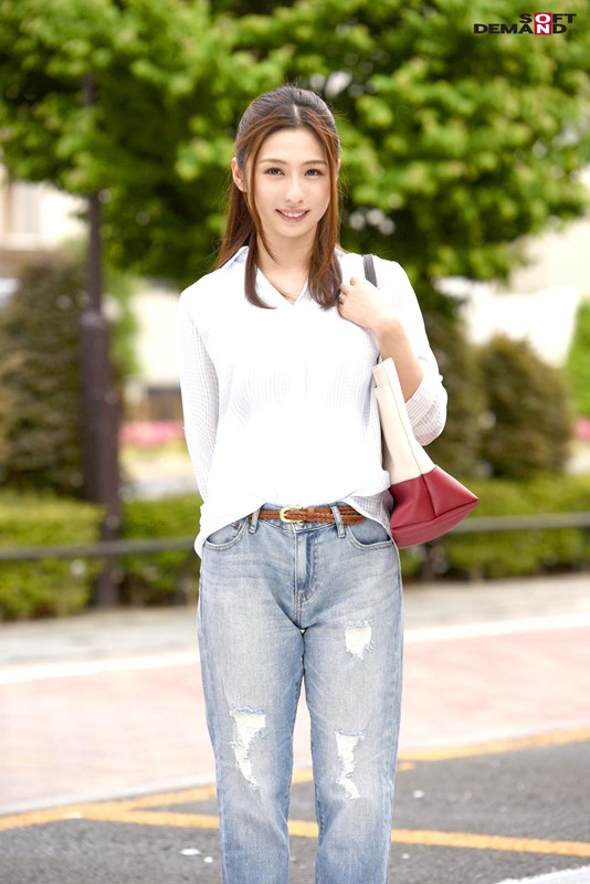 厳選真正中出し！素人美女7名が生SEXで何度も激イキ絶頂して、そのまま真正中出し 240分！