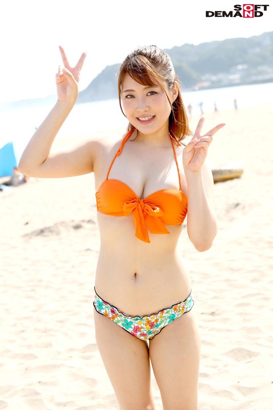 「カップル限定」マジックミラー号の中で、自慢の彼女を「寝とって」真正中出し！ 18