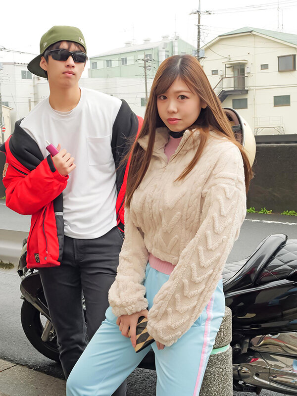 北関東のヤンキーカップル限定！女性専用風俗の凄テク男性セラピストから爆乳彼女が神技マッサージを受けても一切声を出さなかったら賞金プレゼント！ただし声が漏れた屈●の見せつけNTR こころさん（20歳）