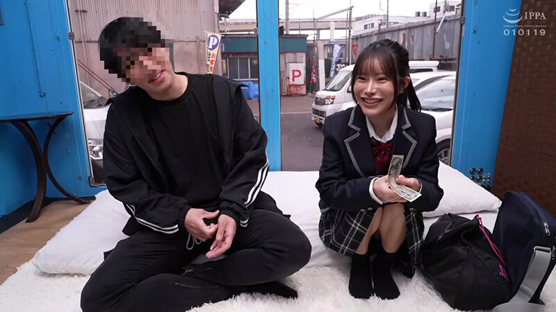 達成できれば賞金+脱出!部活帰りのJ〇アスリートとコーチが挑戦するエロ四十八手チャレンジ! 恥ずかしい(照れ)と言いつつも、教え子のキツマンが気持ちよすぎて 激しくなるピストンに連続アクメ!最後には中出しまで許しちゃう?撮って出しマジックミラー号!~れい&…