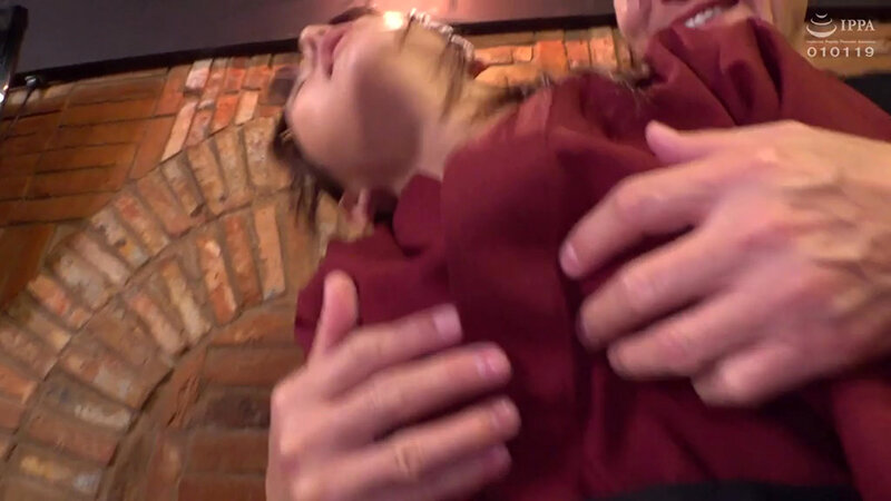 美少女完全淫乱メス♀化ビッグバンローター！ 電圧85倍！電マ以上に強力な振動で容赦無く野外失禁させる 爆弾ローターをキツマンにぬっぷり挿入されアルバイトする居酒屋娘～めい編～