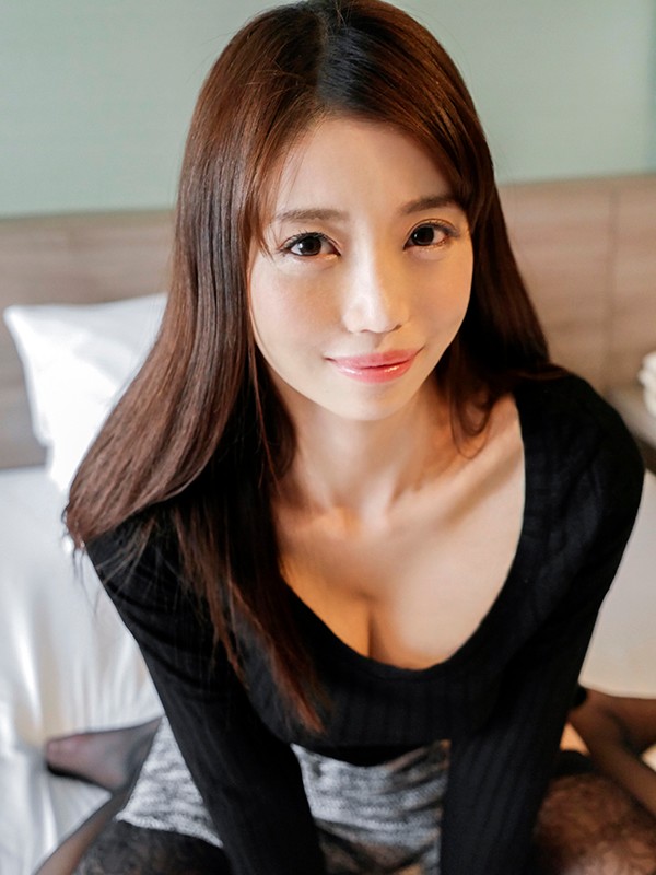 美しいスレンダー人妻の妊娠覚悟の中出し種付け浮気 240分