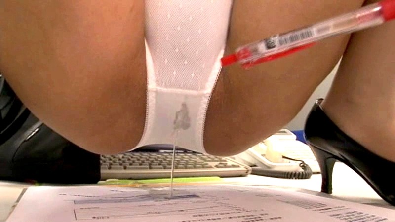 無理!堪え切れずにお漏らししちゃいました。