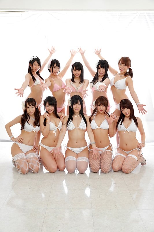 【VR】KMP15周年特別企画 60億分の1の確率に見事当選!!超豪華10人共演 夢の極上ハーレムスペシャル!!