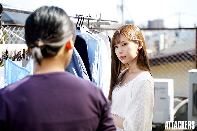 人妻交換 淫らな夫婦性活 明里つむぎ