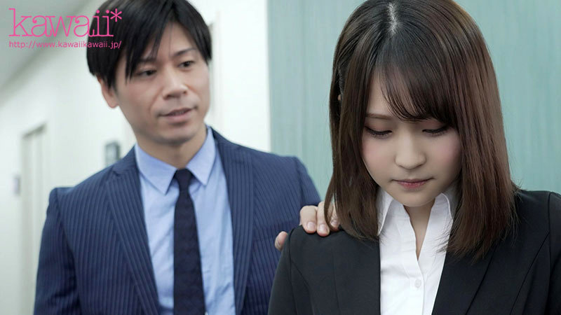 軽蔑している脚フェチセクハラ上司と出張先ホテルでまさかの相部屋で中出し交尾に溺れて… 酒井莉乃