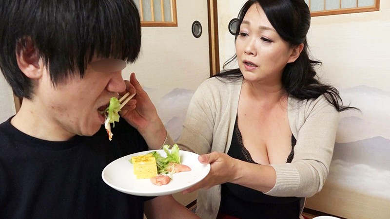 お婆ちゃんと孫~還暦を迎えた爆乳美魔女との精子カラッポ小悪魔豊乳性活~ たゑ子(60歳/Jカップ)