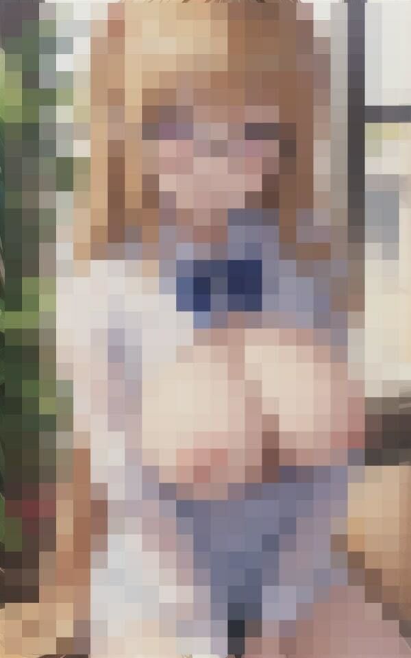 メガネ美女 セクシー大胆露出