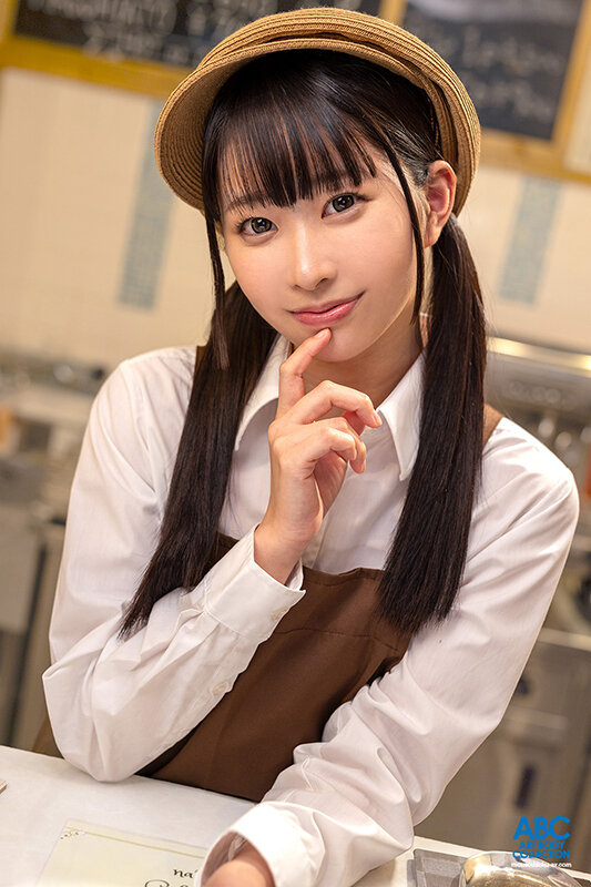 あざと可愛いキス魔カフェ店員の小悪魔誘惑!突然のキスから始まるあま~い中出し不倫セックス 天美めあ