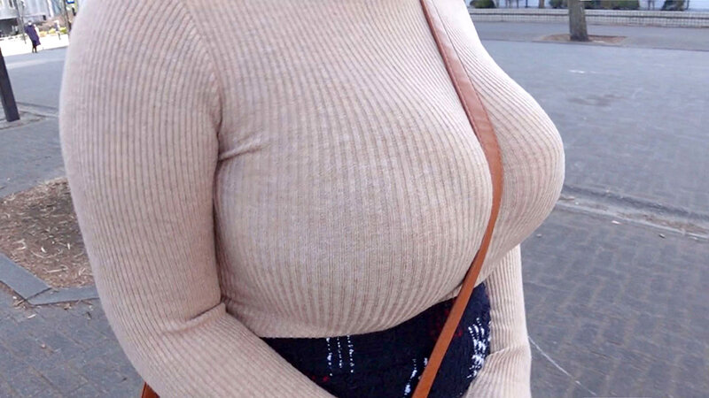 爆乳の現役公務員 勤務中、仕事場(市役所)のトイレでオナニーしてしまう激烈むっつりI-cupさん