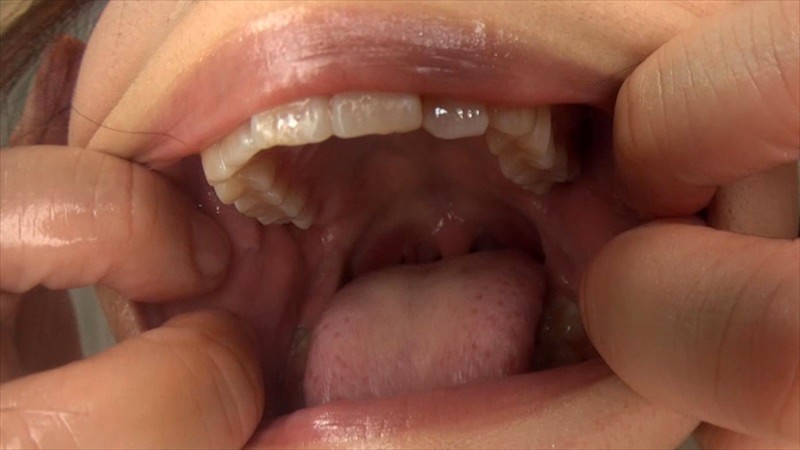 ピンク乳首の爆乳娘 240分濃縮SP