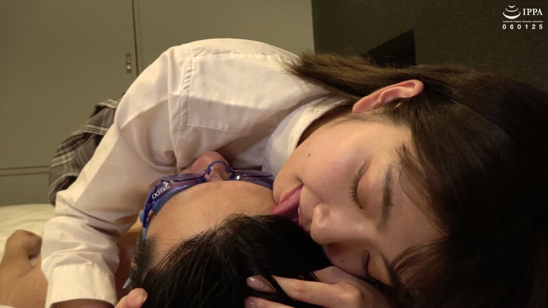 制服美女の超絶濃厚な顔舐め鼻フェラフルコース!!! 安堂はるの