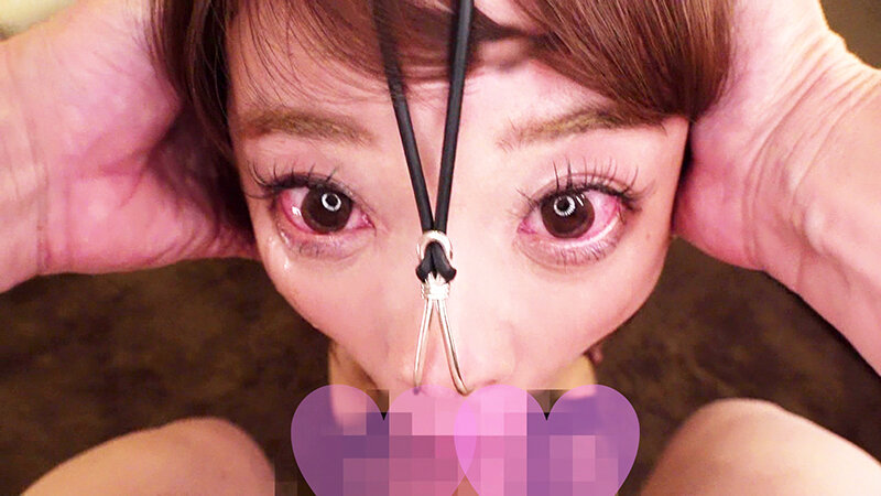 鼻フックの女は喉奥性交で昇天する