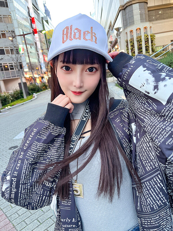 彼氏禁止店で働く人気コンカフェ嬢。セフレならOK!?性欲止められない現役JDのビッチなハメ撮り流出!ミニマムマ○コに生チ○ポぶち込まれて腹筋ヒクヒクイキまくり!ダメって言ってるのに中出しされる