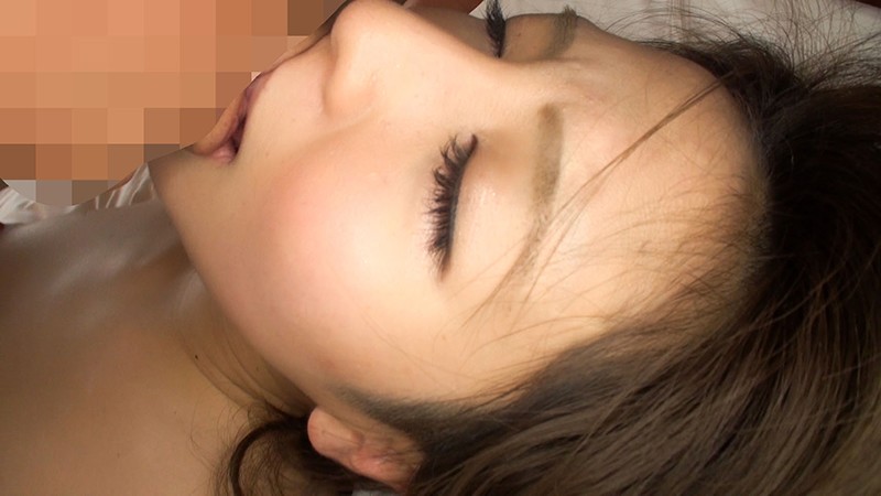 彼氏にナイショで援交するドスケベ美少女/おじさんチンポに寝取られた素人娘のハメ撮りビデオ