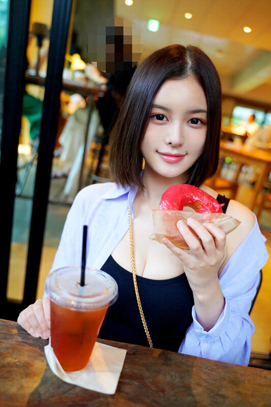 【筋トレ女子流出】凛々しさMAX（20歳） 筋肉カップルのおうちデートSEXの様子が流出 筋トレしながら愛撫、ハッスル後まんこに中出し個人撮影【身バレ厳禁取り扱い注意】