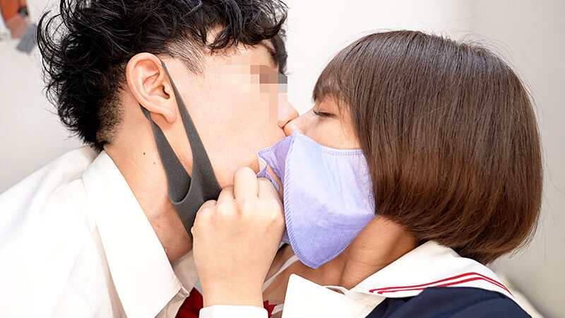 【夏休み学生カップル】超ラブラブ♪優勝カップルのリアルSEX撮らせていただきました。男を1人しか知らない無垢なハーフ顔Gカップおっぱい彼女ちゃん。彼氏の一生懸命な腰振りで愛のゴム中出し♪