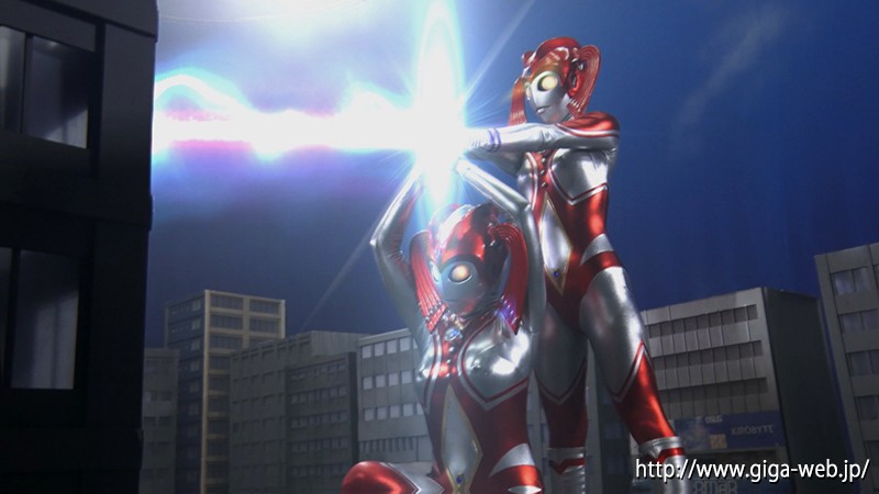 巨大ヒロイン(R) ハイパーマミー3 狙われたWハイパーマミー