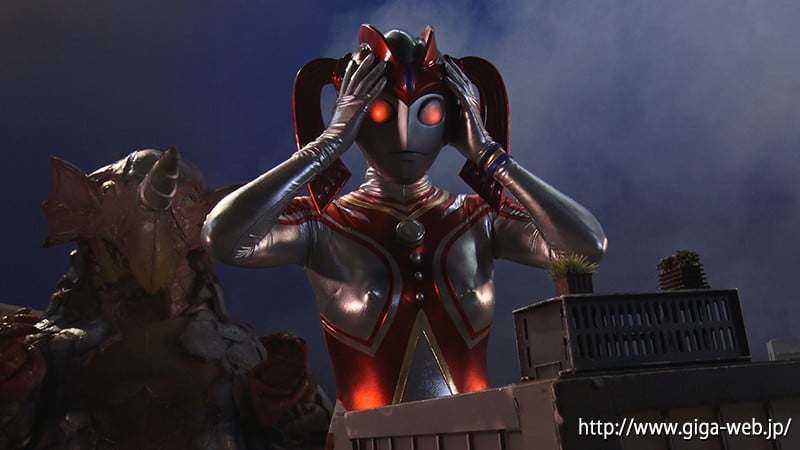 巨大ヒロイン(R) ハイパーマミー3 狙われたWハイパーマミー