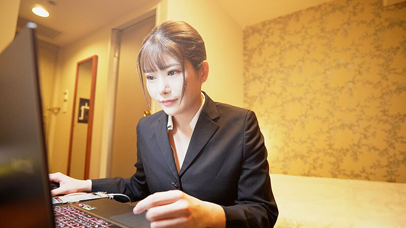 ビジネスホテル無防備オナニー 美人OL #7 堀北実来