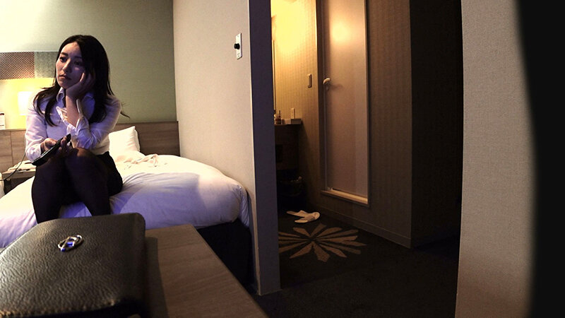 ビジネスホテル無防備オナニー 巨乳OL ＃10 紗々原ゆり