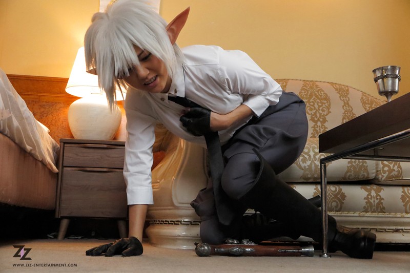 【実写版】虜囚市場～罠に嵌められたエルフの女将校～ 蓮実クレア みづなれい