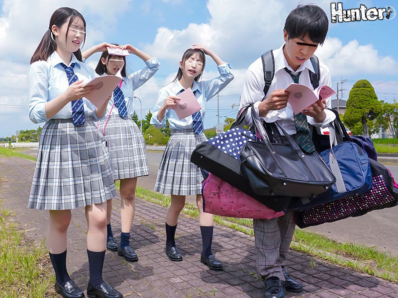 修学旅行先のホテルで目を覚ましたらクラスメイト女子がレズってる!気まずい!起きれない!目の前でそんな事されたら!パシリのボクが一発逆転!