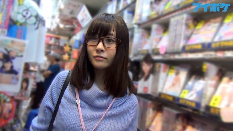 新卒 FIRST IMPRESSION？特例！異例！処女なのにオナニスト！偽り無しのアイポケ女子社員がまさかの！本気の！AVデビュー！ 上園ゆりか