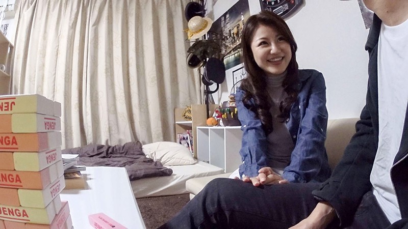 イケメンが熟女を部屋に連れ込んでSEXに持ち込む様子を盗撮したDVD。~強引にそのまま中出ししちゃいました~ 総集編8 20人8時間