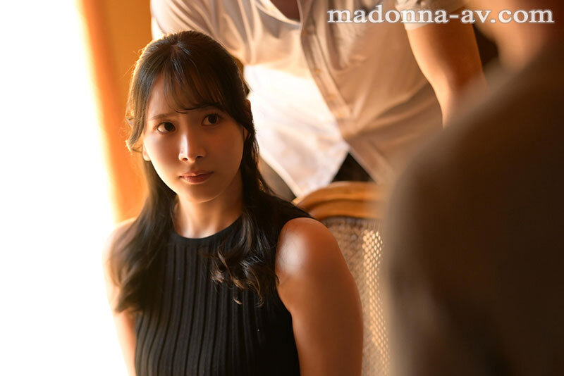 マドンナ専属 電撃移籍第2弾!! 夫と子作りSEXをした後はいつも義父に中出しされ続けています…。 庵ひめか