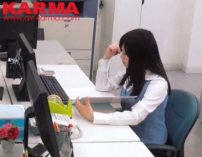 衝撃流出！休日出勤の美人OLを昏●レ●プした委託業務清掃員の記録動画