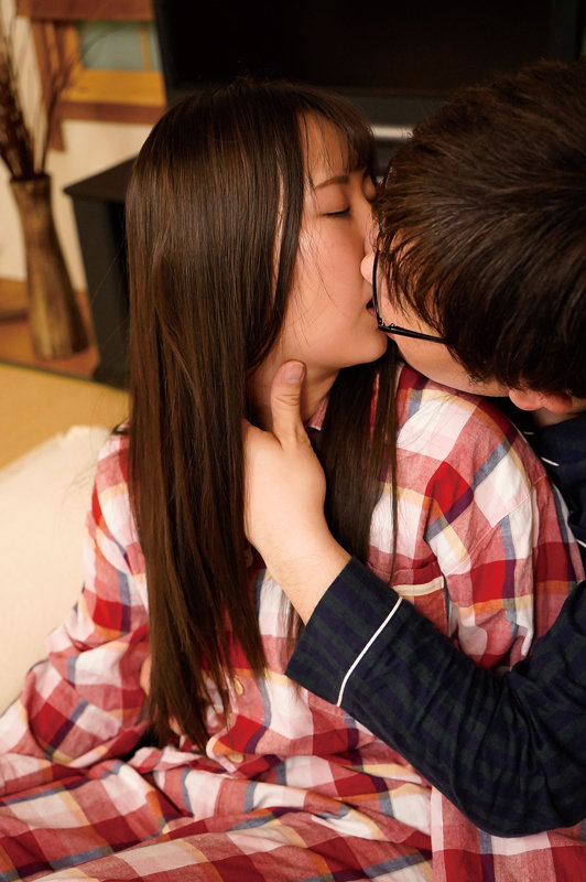 義弟の巨根に魅せられて 神坂朋子