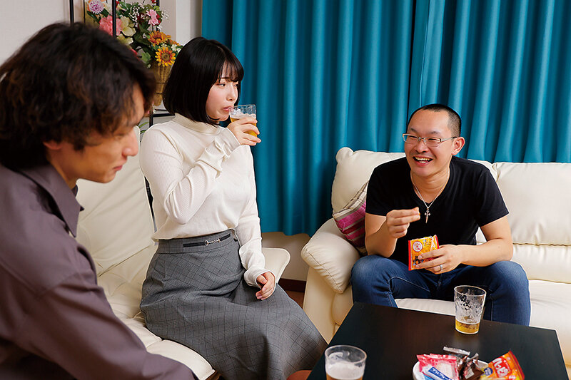 絶倫巨乳妻を持て余した俺は、デカチンの親友に寝取ってもらった! 九井スナオ