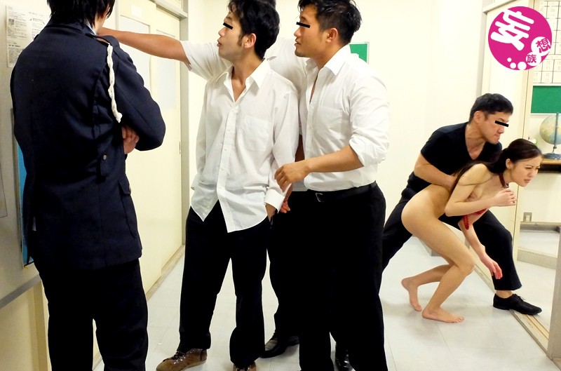 中出し学級崩壊 新任教師である僕の妻が生徒たちの肉便器にされました