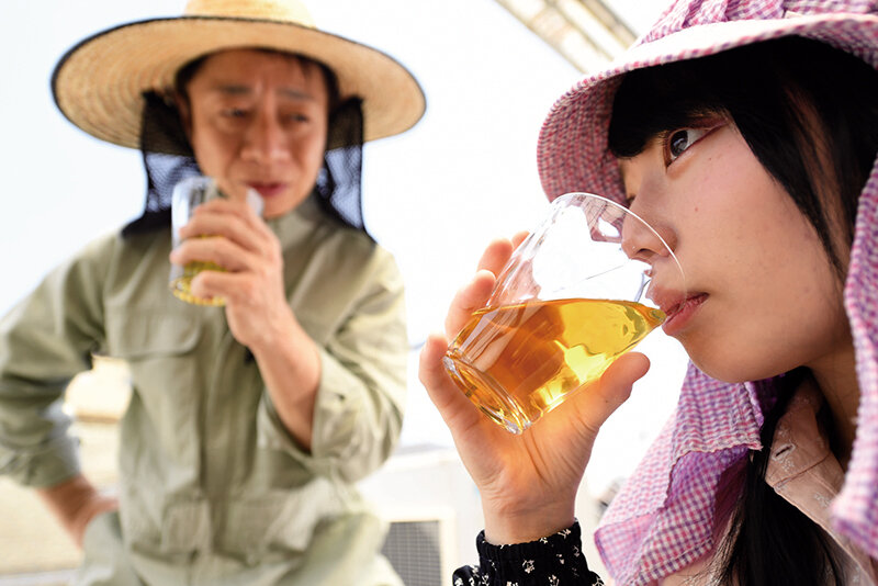 あそこカラカラでしょう? 園芸教室 ほぉら奥さんのオマ○コ肥料あげるからね