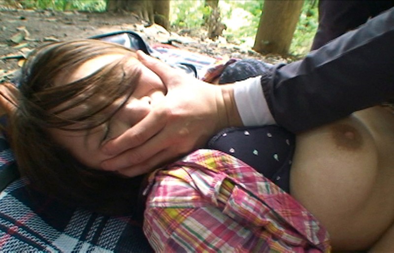 8時間総集編!480分スペシャル! 山小屋従業員からの投稿 美人登山者が狙われた! 実録!山ガール登山道拘束凌●レ●プ総集編 登山道で拘束され辱めの格好で凌●される山ガールに助けは来ない…