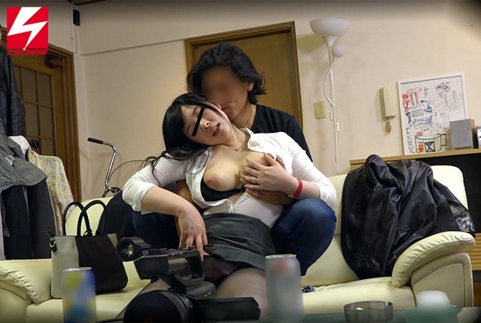 実在した！ナンパのプロ！セックスのプロ！数多の女を落としてきた伝説の寝取り屋がアナタの妻をナンパ浮気調査！夫は車中で一部始終をモニタリング！目隠しプレイの合図で浮気現場に潜入！！3 人妻編