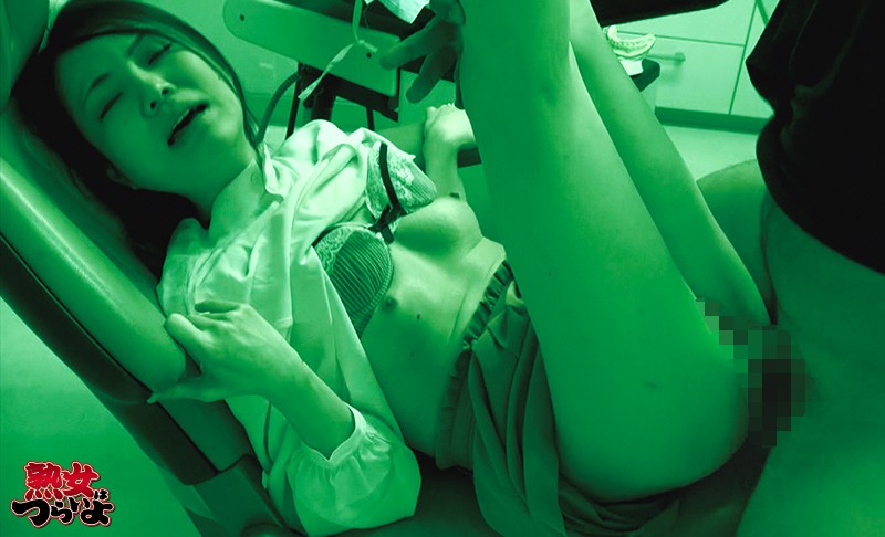 停電トラブル!?暗闇の歯科医院 歯科治療中の奥さんが突然の停電!?暗闇で見えない!中出しレ●プされた惨劇 暗闇に忍び寄るレ●プ魔に抵抗するにも見えない闇!そして復旧するも奴はいない…