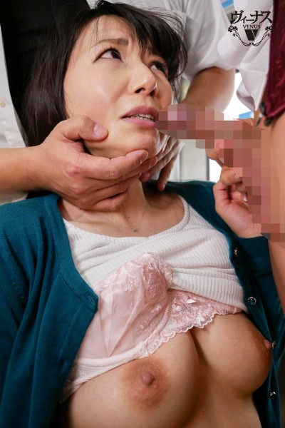 ヤンキー痴姦電車～悪で有名な不良校生たちの専用車両に乗り合わせてしまった人妻～ 加藤あやの