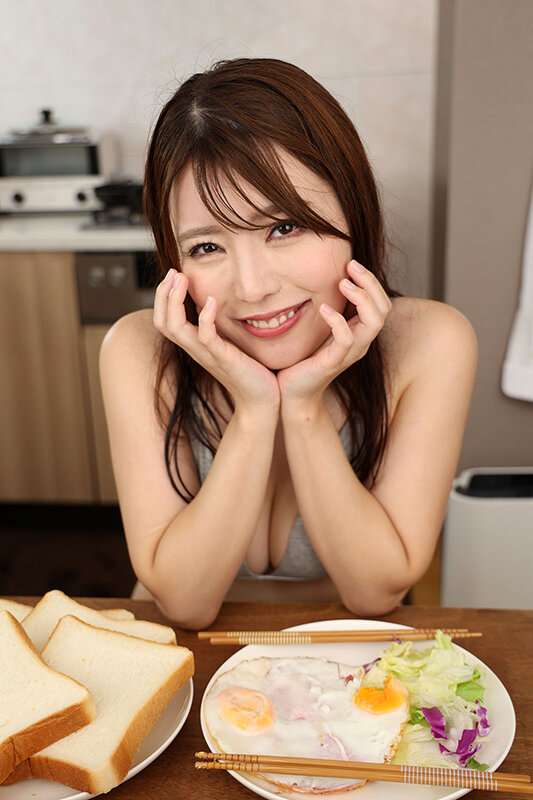 【VR】これぞ8K!美顏と美乳と濡れ髪で、とことん’’甘やかしてくれる’’ 年上カノジョと同棲生活 8K VR 松本梨穂